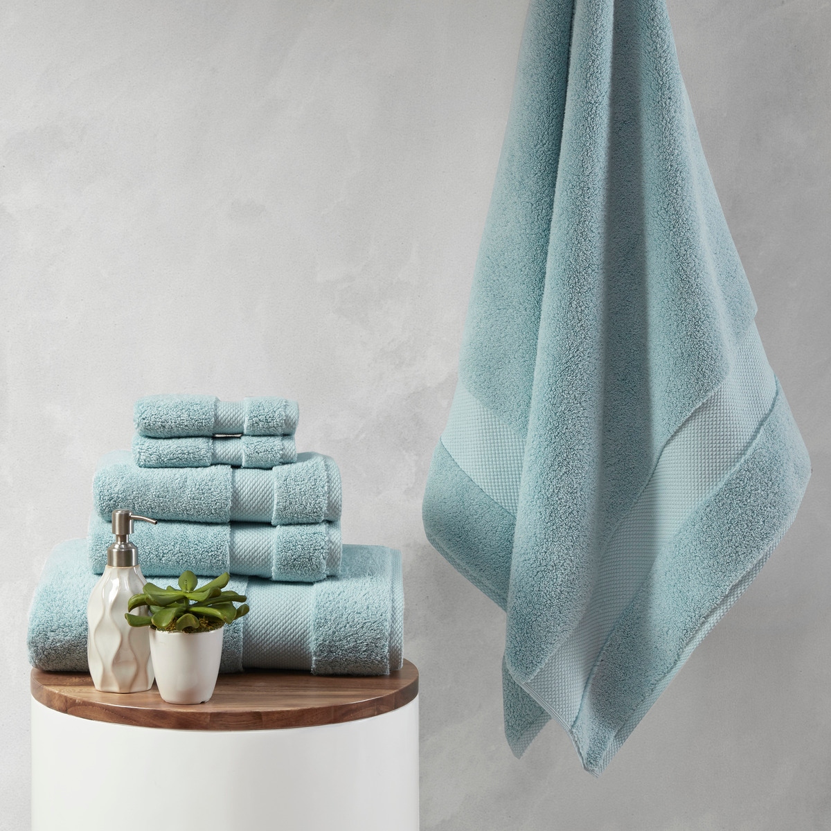 1000gsm One hundred percent Cotton 6 Piece Towel Set - Overstock